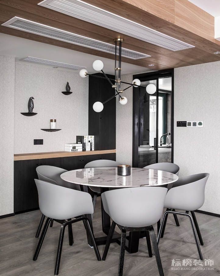 簡約辦公室怎么裝修？